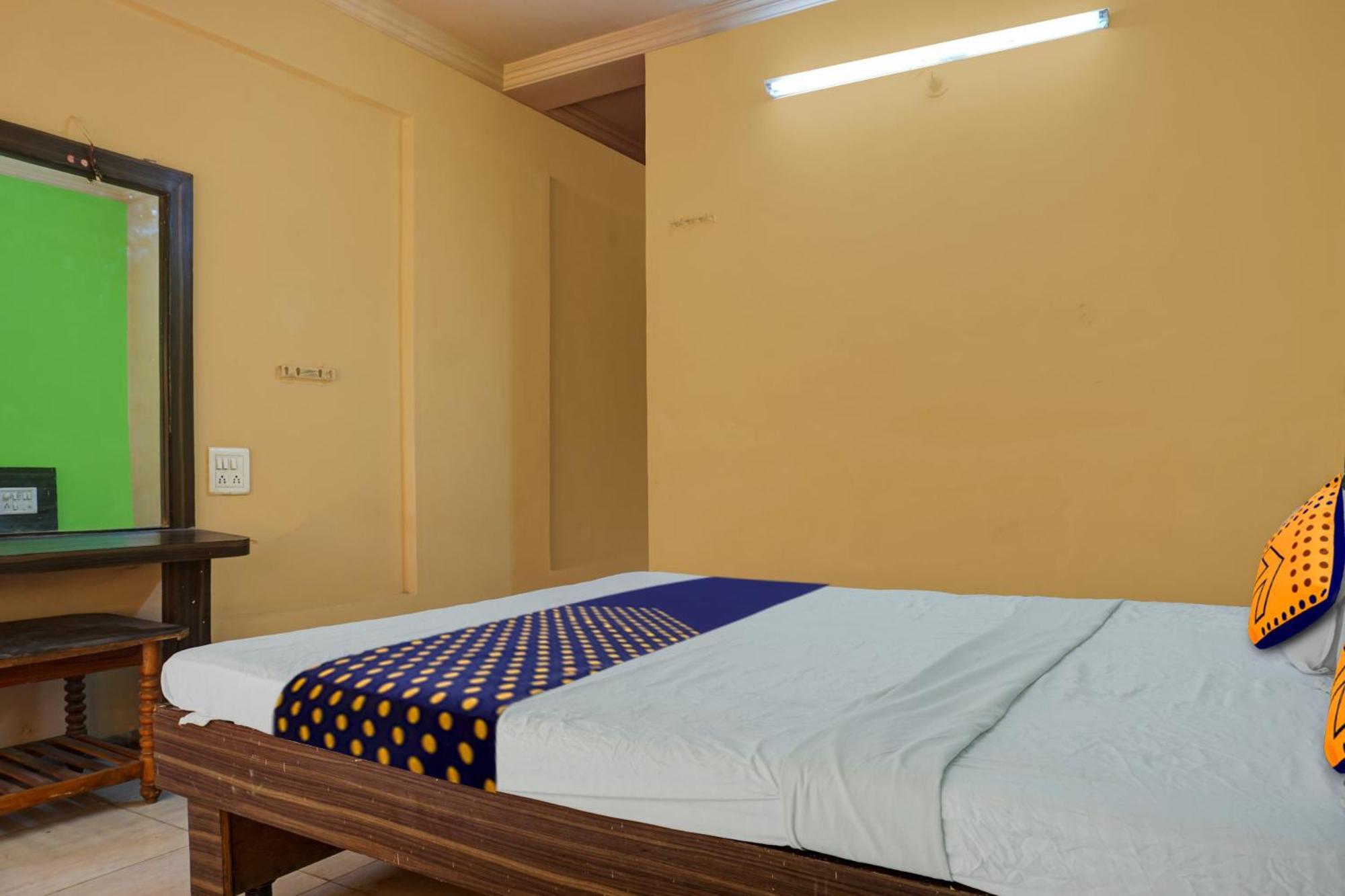 Hotel O Akash Lodge Latur Экстерьер фото