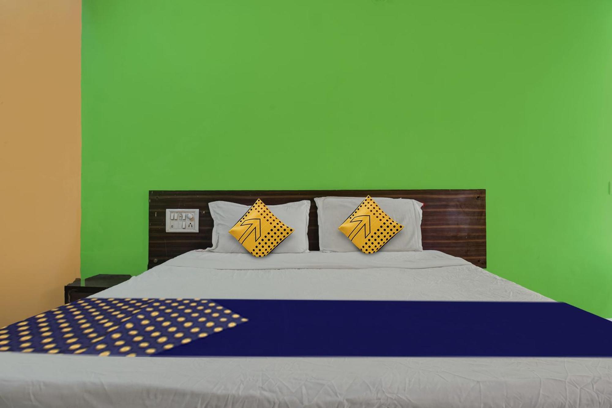 Hotel O Akash Lodge Latur Экстерьер фото