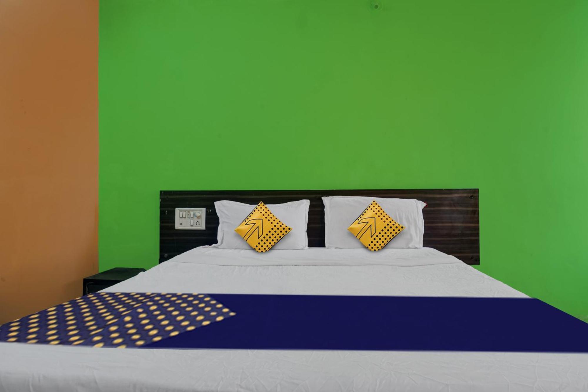 Hotel O Akash Lodge Latur Экстерьер фото
